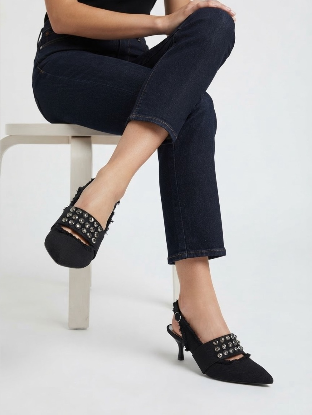 STRATEGIA High-heel Shoe Size 8